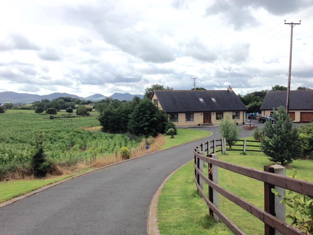 Leigh House Bed And Breakfast Ballyroney Exterior photo